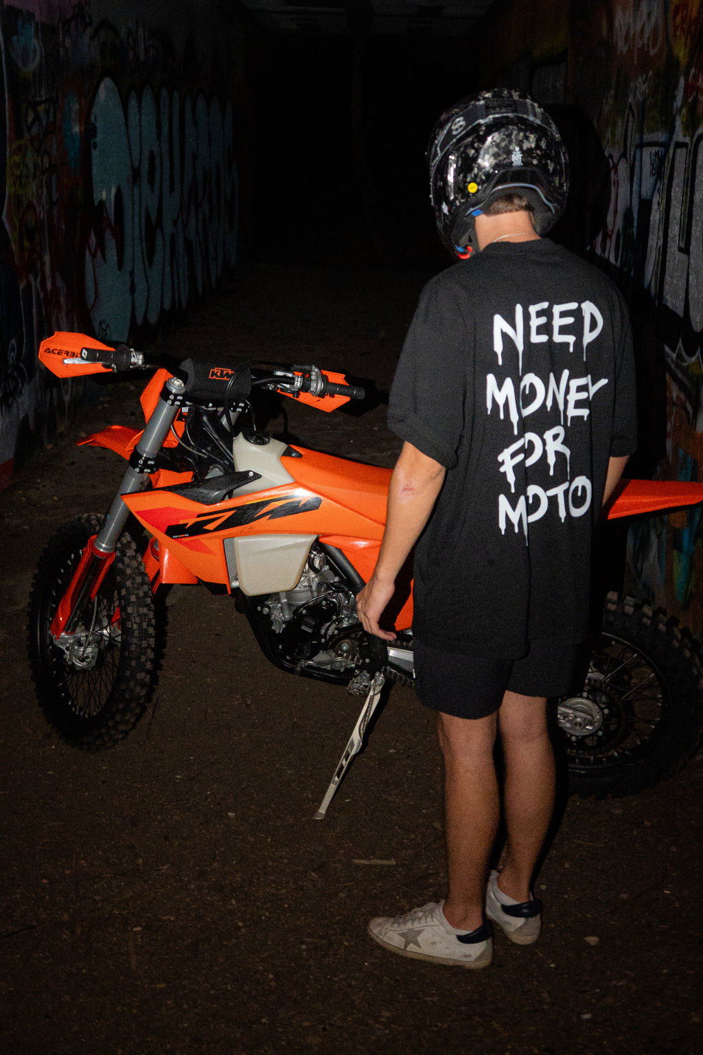 Eduarsiito - need money for moto